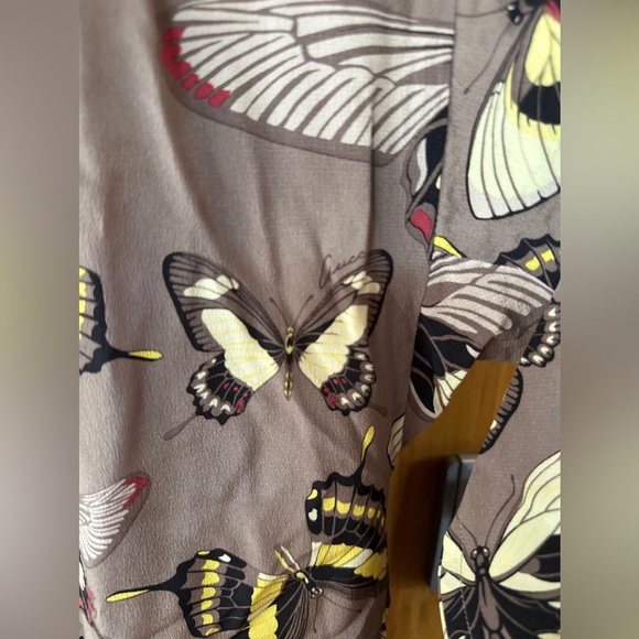 Vintage Gucci by Tom Ford Men’s Butterfly Motif Silk Shirt - Picture 3 of 4